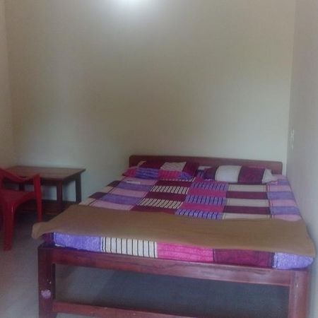 Radhabai Guest House Arambol Esterno foto