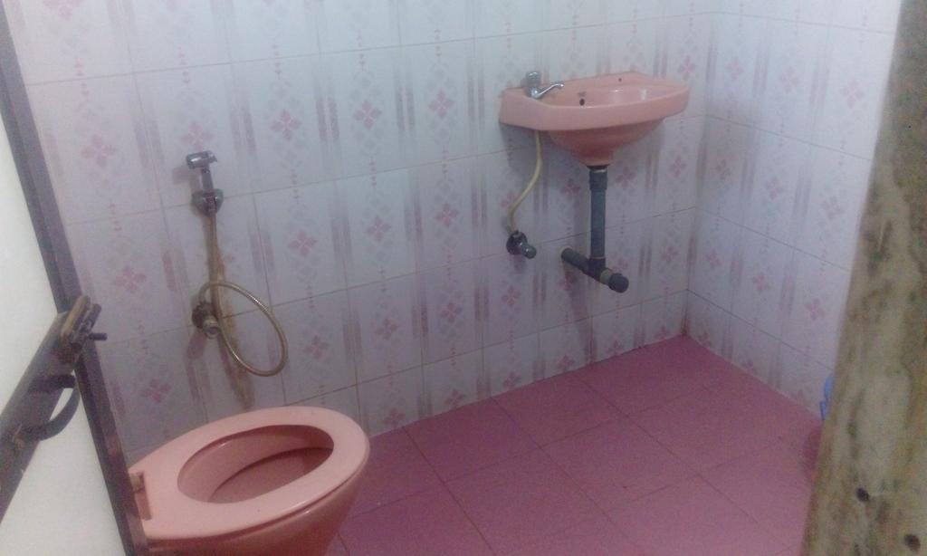 Radhabai Guest House Arambol Esterno foto
